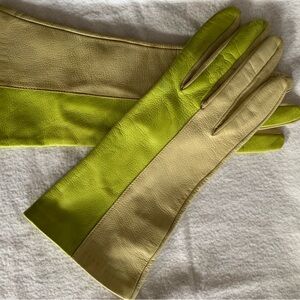 Elegant Two-Tone Leather Gloves
